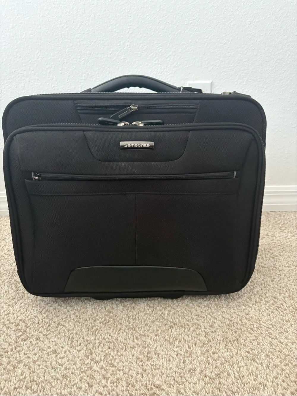 Samsonite Black Laptop Briefcase with Front Organizer